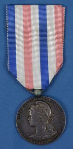 French Named 1900 Ministry of Labor Medal