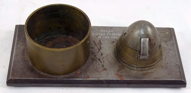 Czechoslovakian Shell Cigarette Holder and Lighter Desk Piece — image 5