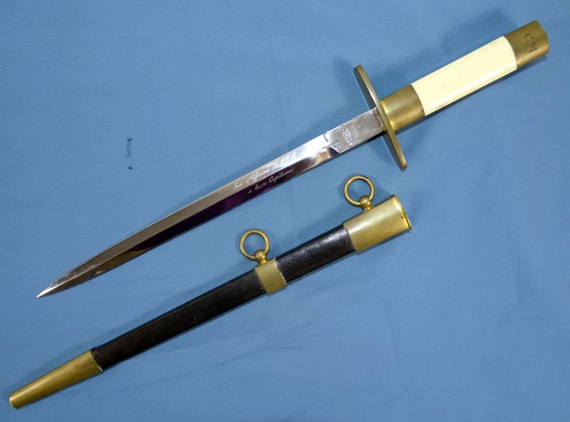 Monogrammed Presentation Model 1934 French Air Force Officer's Dagger — image 3