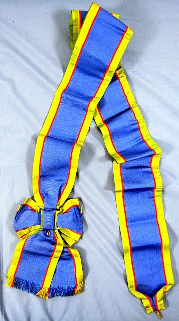 Cased Thailand Order of the Crown First Class — image 8