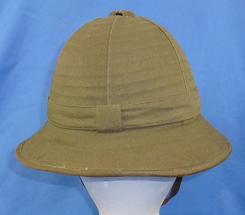 Uncommon WWII Japanese Navy Pith Helmet — image 4