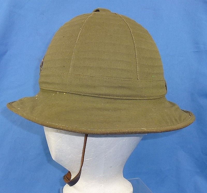 Uncommon WWII Japanese Navy Pith Helmet — image 5