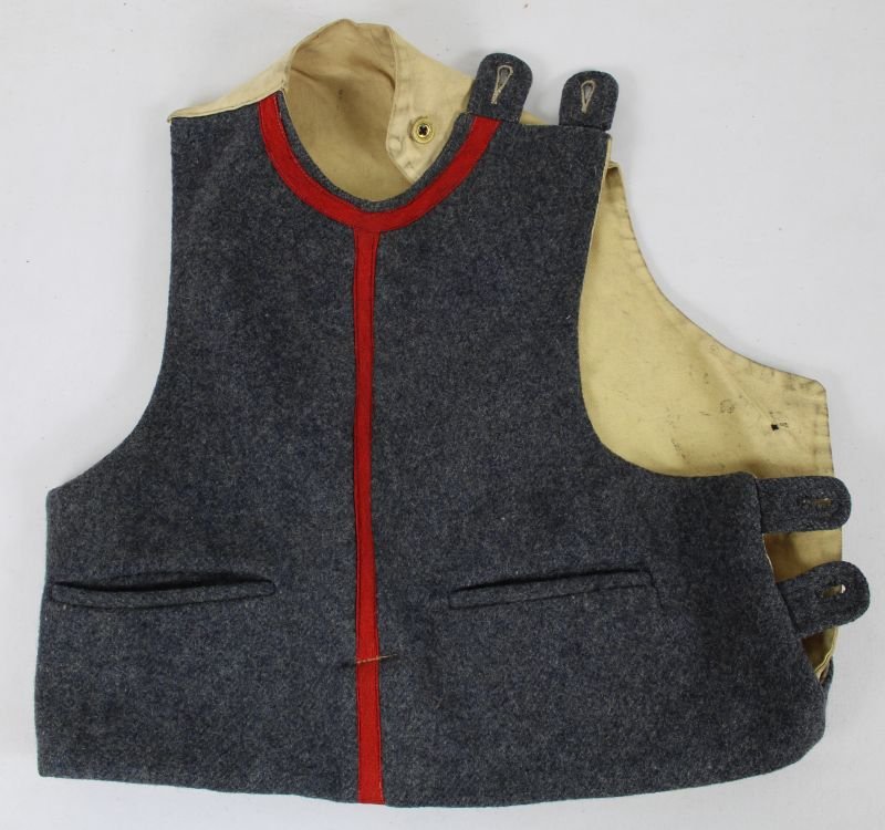 Circa 1865 Uniform of the Papal Zouaves — image 7