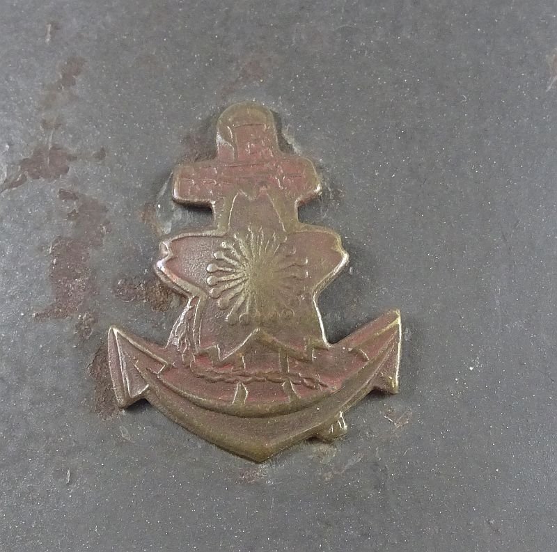 Uncommon WWII Japanese Navy Shipboard Personnel Grey Combat Helmet — image 2
