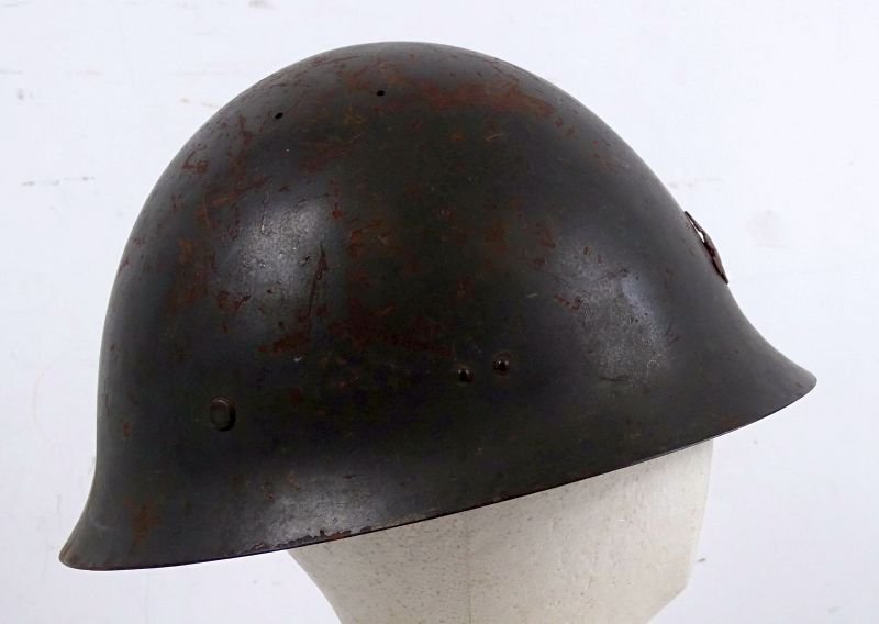 Uncommon WWII Japanese Navy Shipboard Personnel Grey Combat Helmet — image 4