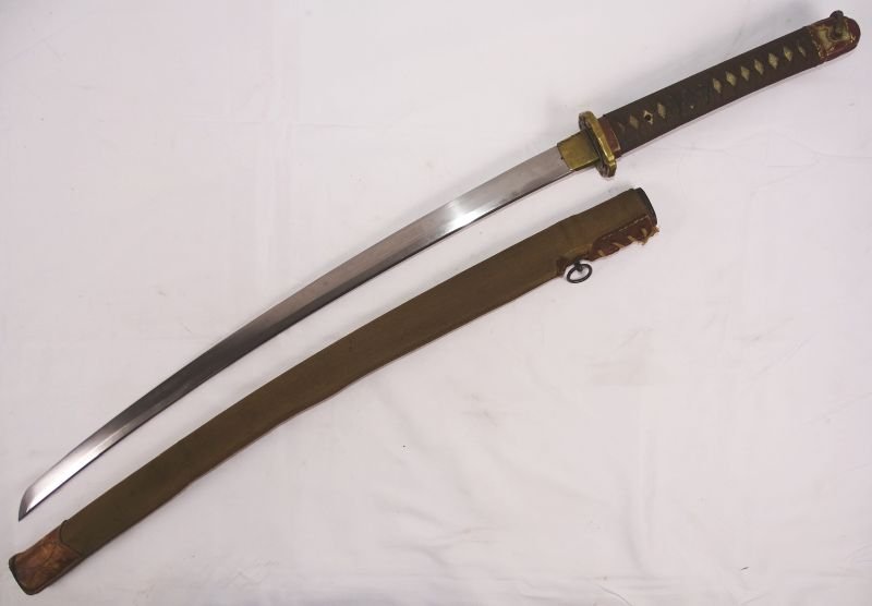 Signed WWII Japanese Army Officer Shin Gunto Sword in Fabric Combat Cover — image 2