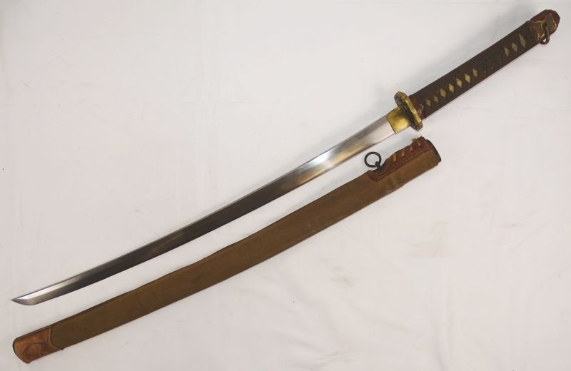 Signed WWII Japanese Army Officer Shin Gunto Sword in Fabric Combat Cover — image 3