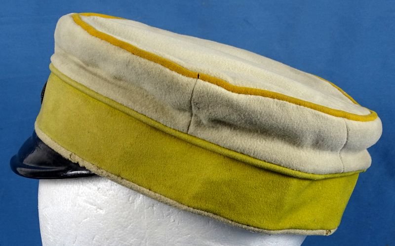 Model 1867 Imperial German 7th (Magdeburg) Cuirassiers Regiment 'von Seydlitz' Officer Schirmmütze Visor Cap — image 5