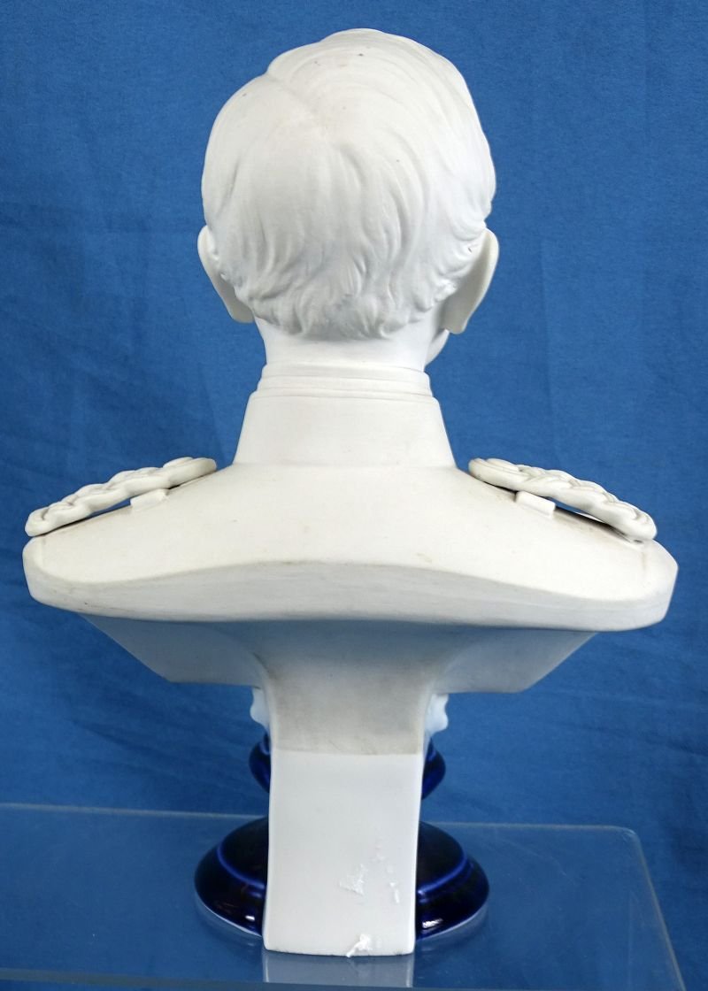 Imperial German KPM Porcelain Bust of Helmuth von Moltke — image 3