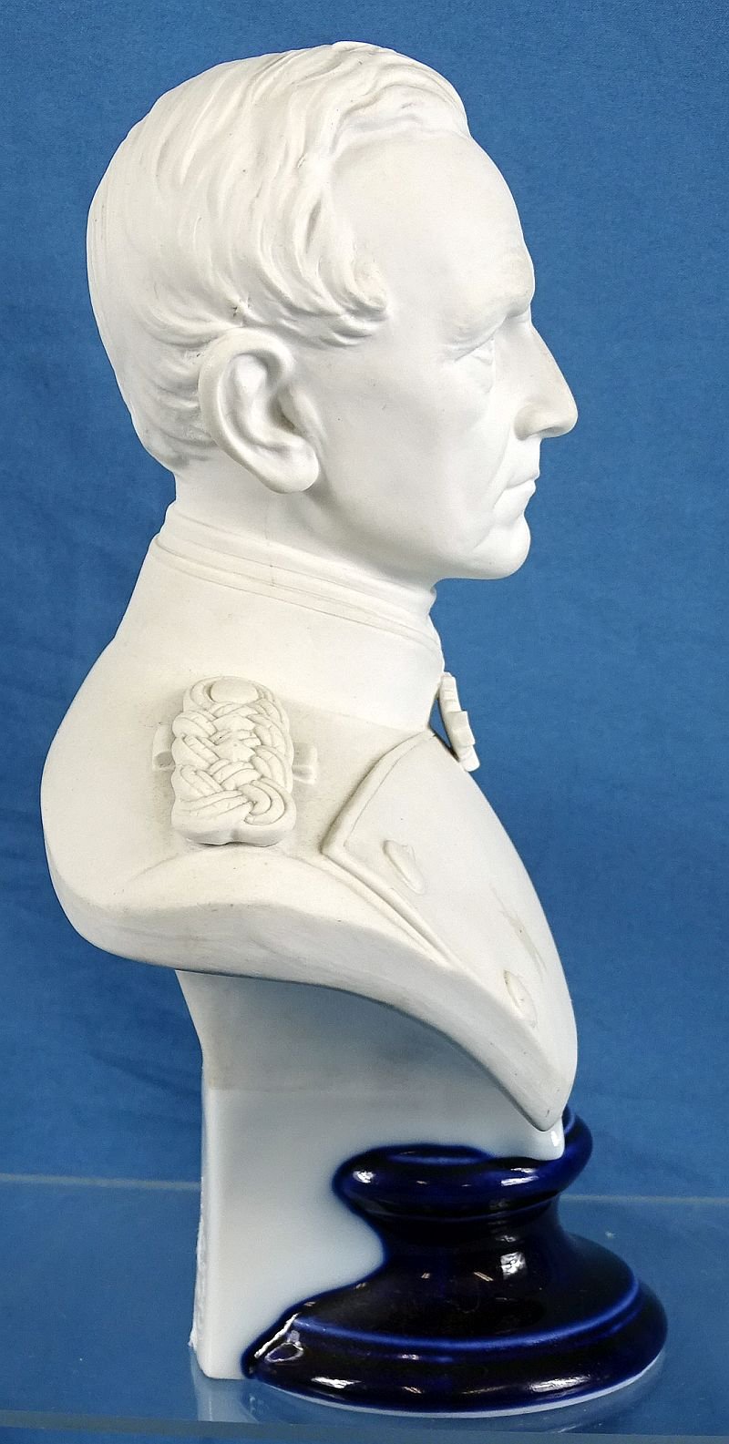 Imperial German KPM Porcelain Bust of Helmuth von Moltke — image 4