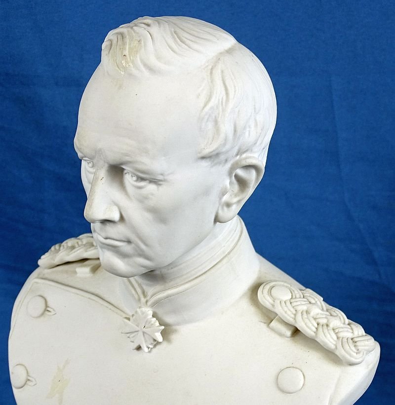 Imperial German KPM Porcelain Bust of Helmuth von Moltke — image 5