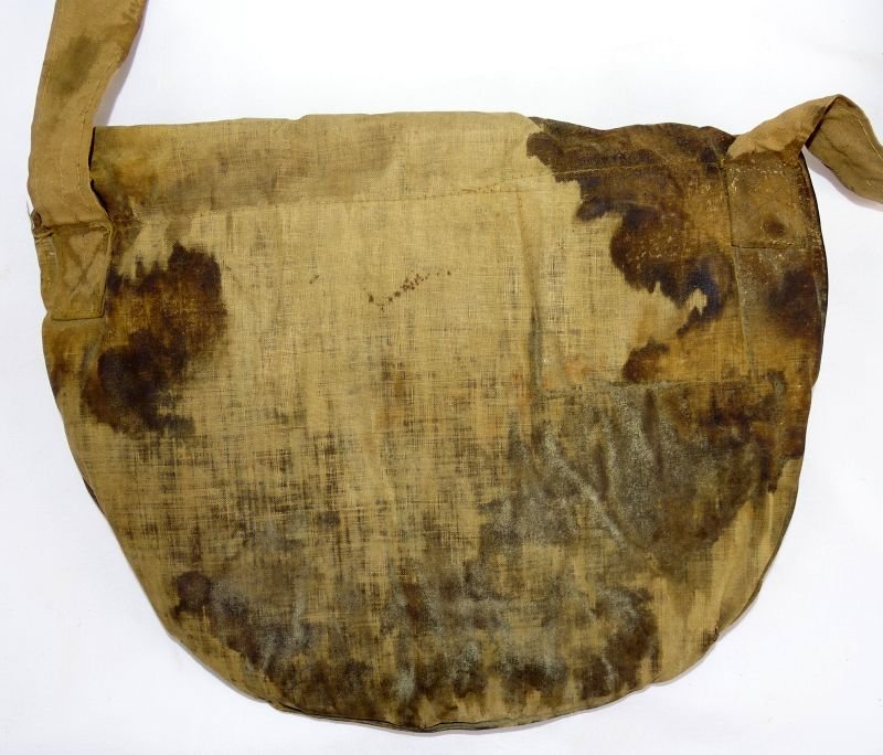 WWI French Model M2 Gas Mask in Carrying Bag — image 6