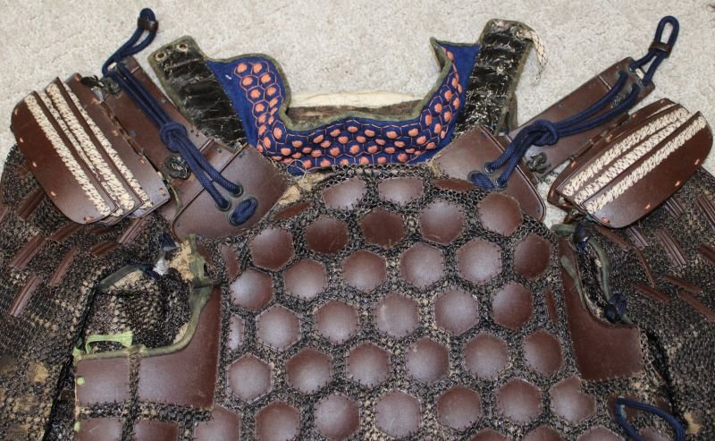 Japanese Edo Period Foot Soldier Samurai Armor With Helmet And Storage Box — image 20