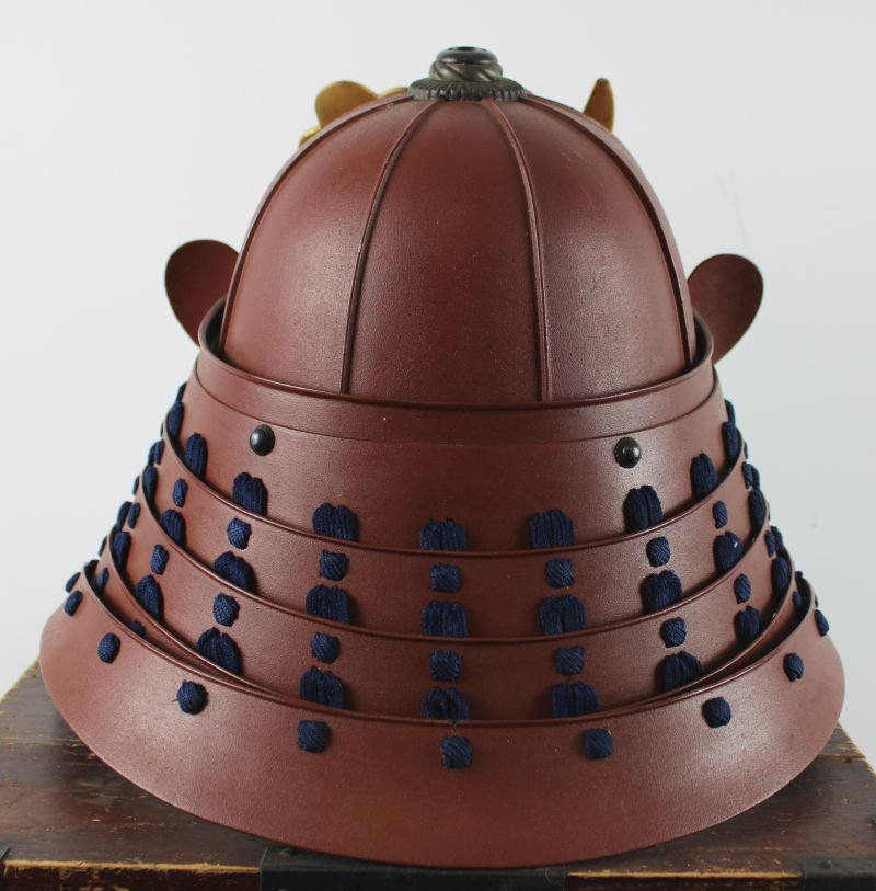 Japanese Edo Period Foot Soldier Samurai Armor With Helmet And Storage Box — image 6