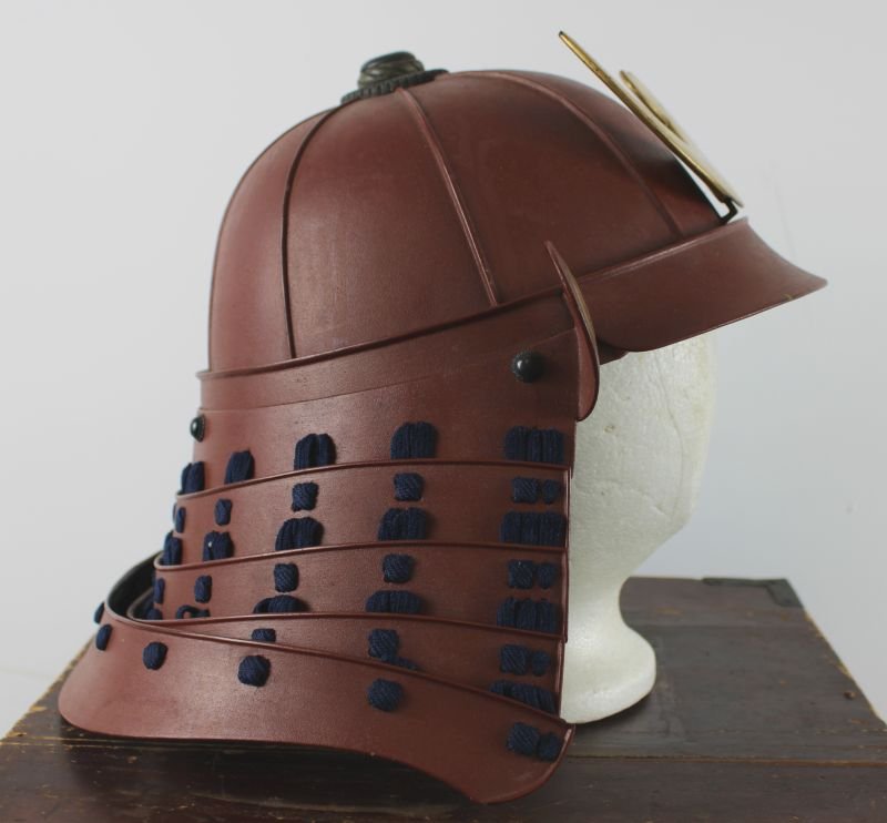 Japanese Edo Period Foot Soldier Samurai Armor With Helmet And Storage Box — image 7