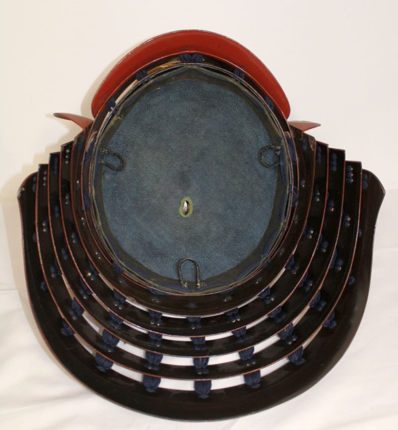 Japanese Edo Period Foot Soldier Samurai Armor With Helmet And Storage Box — image 8