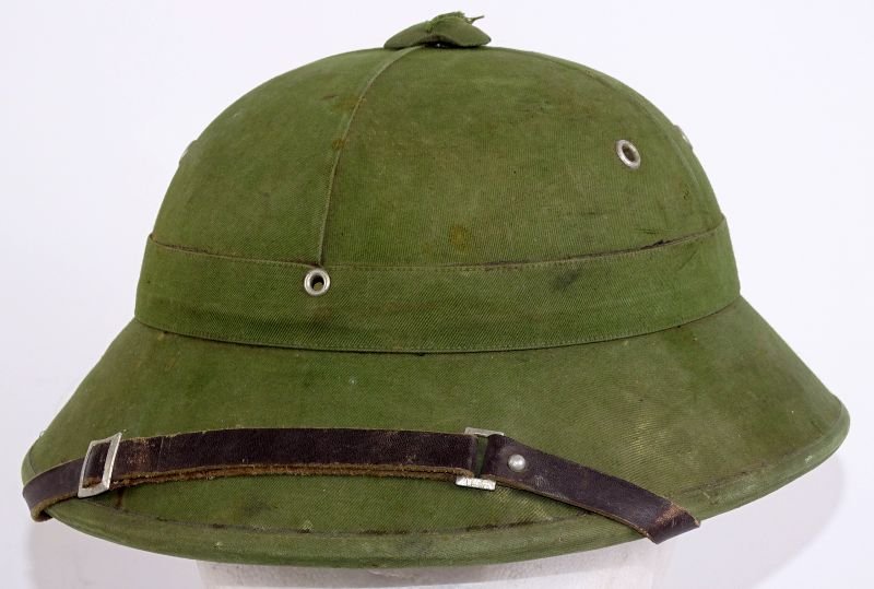 North Vietnamese Army Pith Helmet with Capture Paper and Provenance Document — image 2