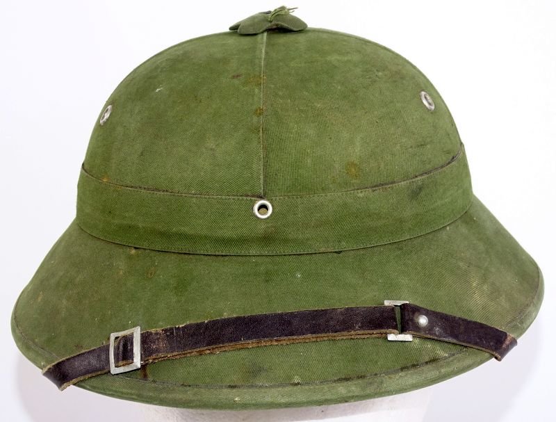North Vietnamese Army Pith Helmet with Capture Paper and Provenance Document — image 3