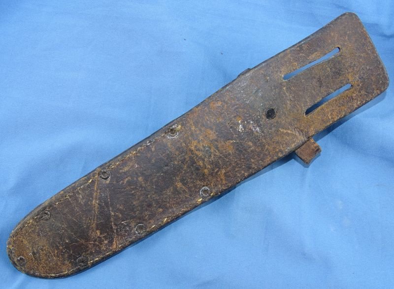 WWII Australian Made 'Knuckle Duster' Fighting Knife with Marine Corps Officer Attribution — image 10
