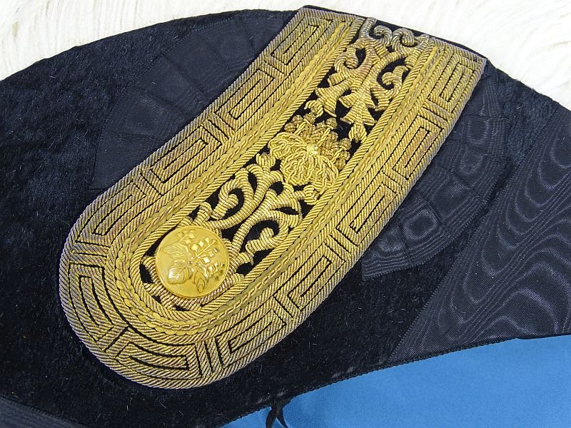 Cased WWII Period Imperial Japanese Court Dress Bicorne Hat — image 6