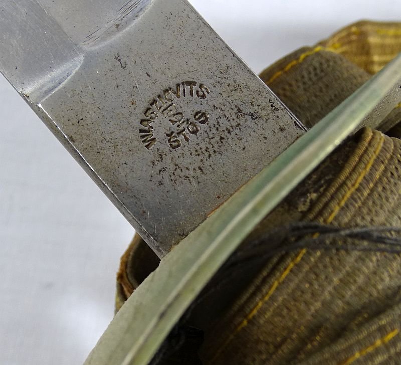 Czechoslovakian M1924 Officer's Sword and Sword Belt — image 8