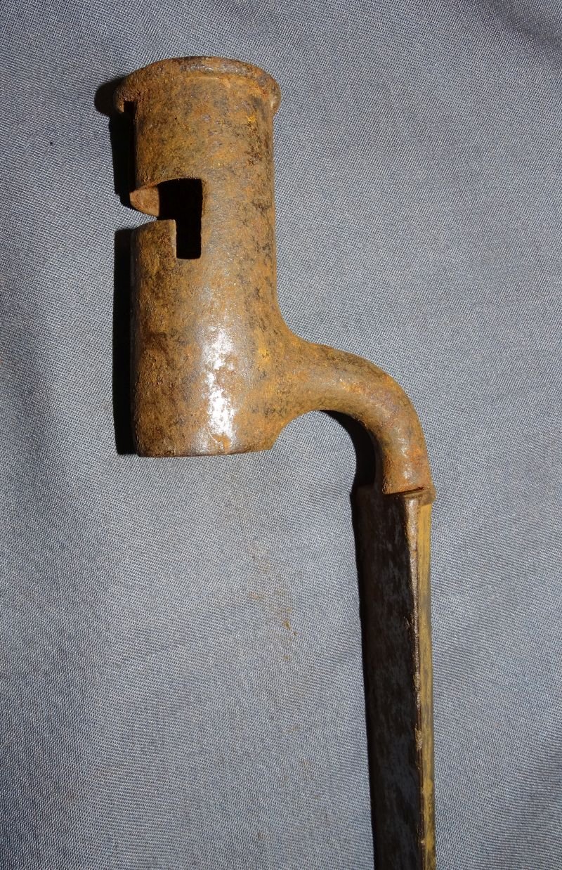 American Militia Belt Rig With Cartridge Box and Bayonet Circa 1790-1815 — image 13