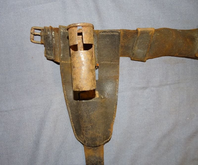 American Militia Belt Rig With Cartridge Box and Bayonet Circa 1790-1815 — image 3