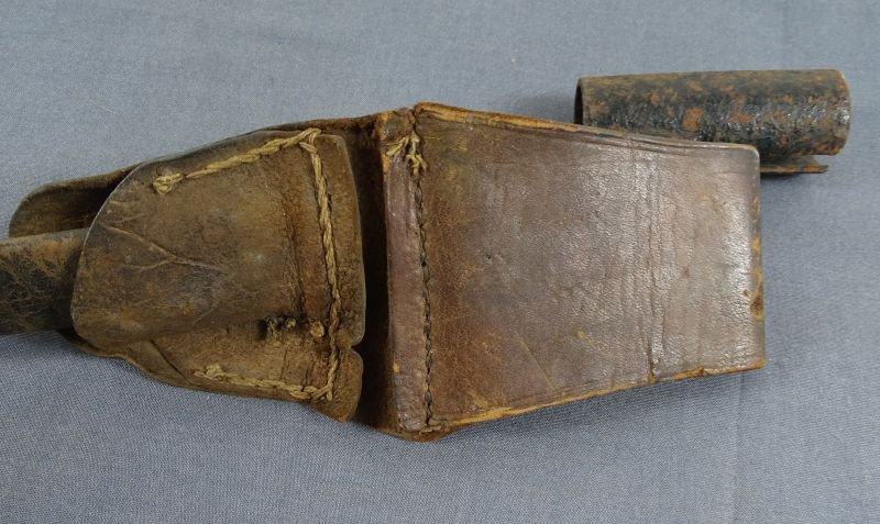 Revolutionary War Fusil or Carbine Bayonet with Scabbard and Frog — image 4
