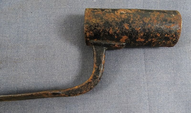 Revolutionary War Fusil or Carbine Bayonet with Scabbard and Frog — image 6