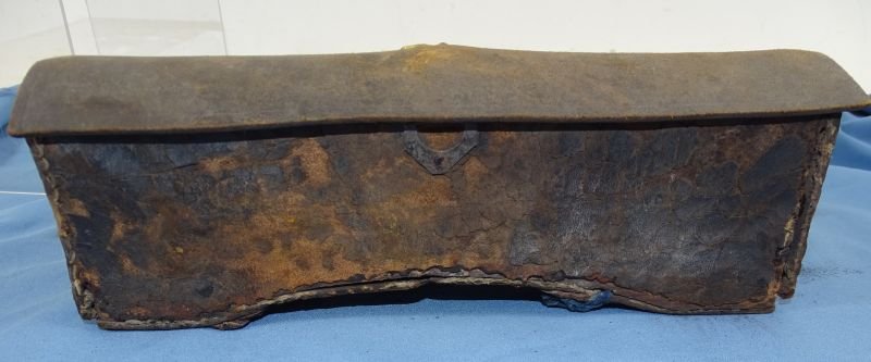 Circa 1810-1830 Militia Cartridge Box With Original Paper Cartridges — image 2