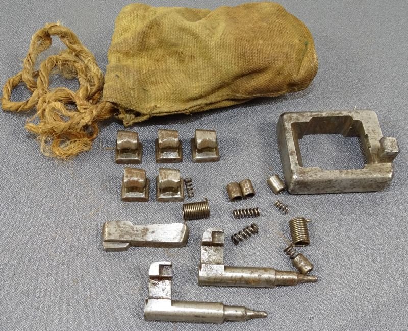 WWII Japanese Type 99 Light Machine Gun Maintenance Kit — image 8