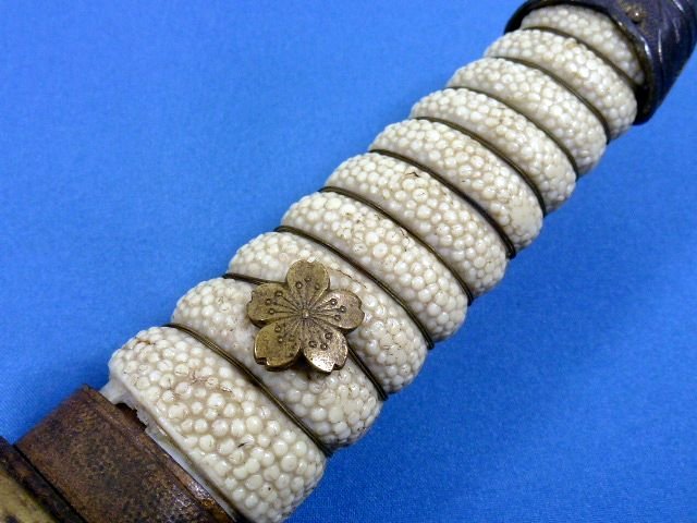 Japanese Naval Officer Dagger — image 7