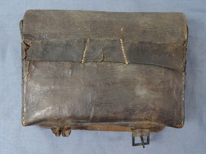 American Federal Period Tack-Decorated 18-Hole Cartridge Box — image 3