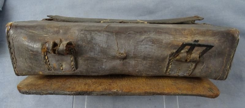 American Federal Period Tack-Decorated 18-Hole Cartridge Box — image 6