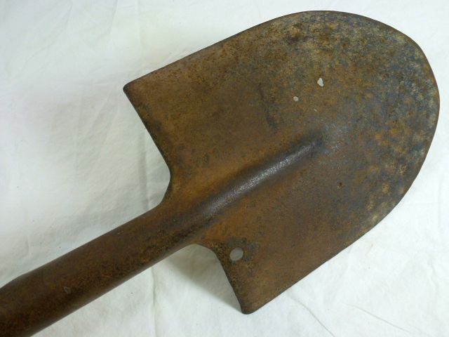 WWII Japanese Army Shovel — image 4