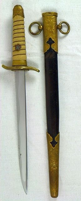 Named Imperial Japanese Navy Officer's Dirk — image 2