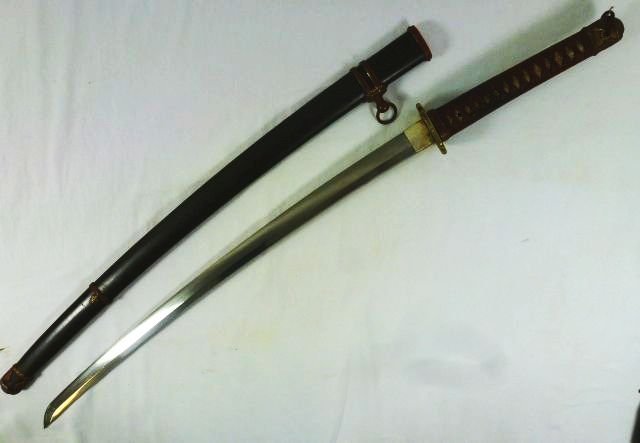 Signed 1943 Japanese Army Officer Shin Gunto Sword — image 2