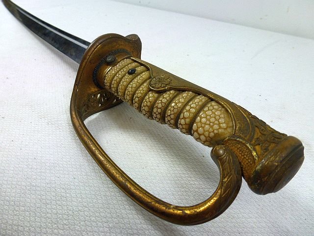 Japanese Army Officer Kyu-Gunto Sword — image 4