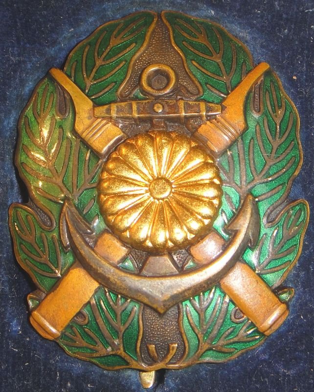 WWII Japanese Cased Torpedo Firing Proficiency Badge 1st Class — image 3