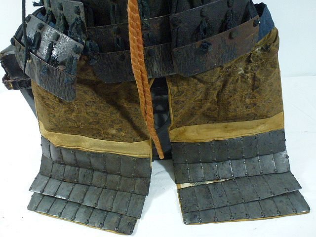 A Suit of Edo Period Japanese Samurai Armor — image 5