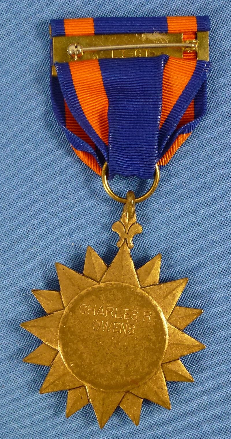 Named and Cased Air Medal — image 3