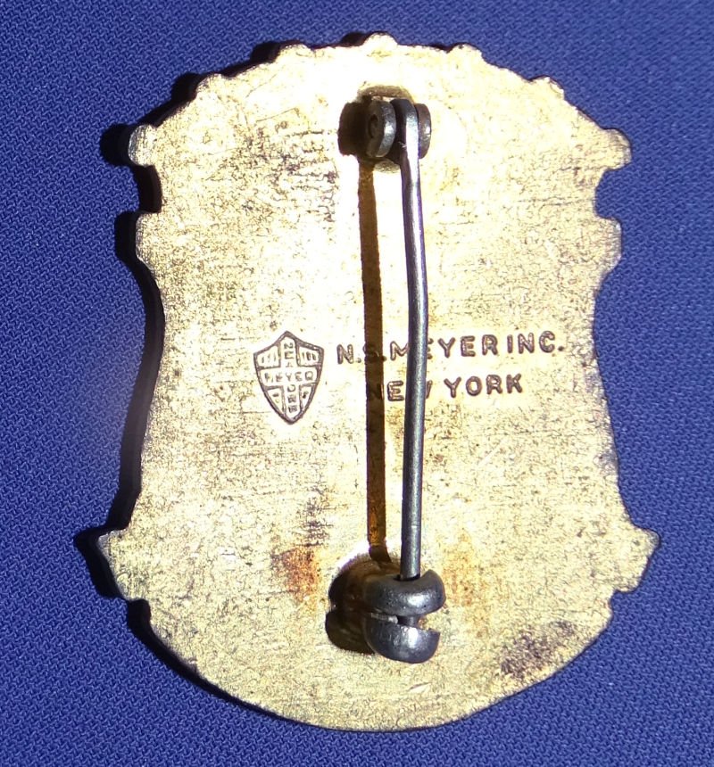 223rd Infantry Regiment Crest / DI — image 2