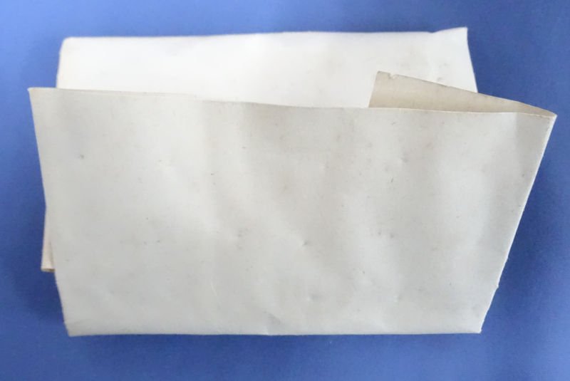 WWI Small Army Uniform Buttons in Original Wrapper 24pcs — image 3