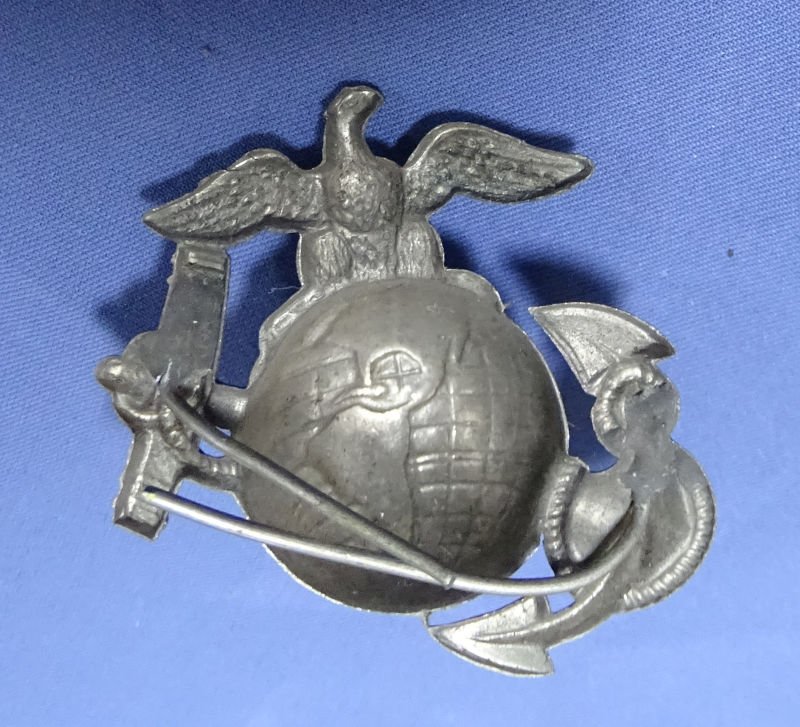 Spanish American War USMC Eagle Globe & Anchor Hat Insignia — image 2