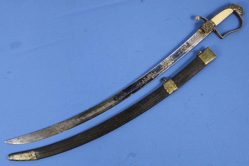 Eagle Head Pommel Sword with Gilt and Blued Decorated Blade — image 3