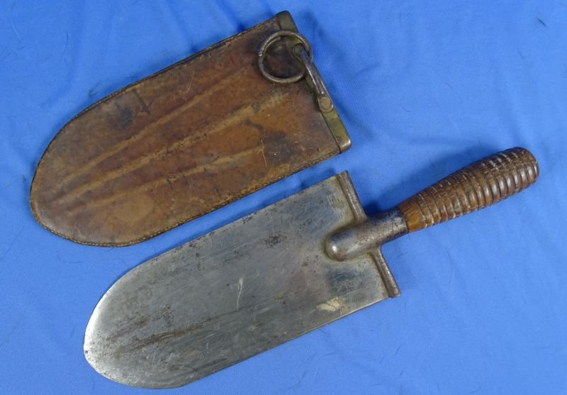Indian Wars Era Model 1873 Entrenching Tool Knife with Leather Scabbard — image 2