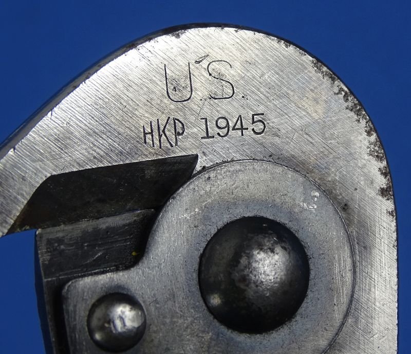 1945 Dated Wire Cutters in 1944 Dated Belt Pouch — image 3