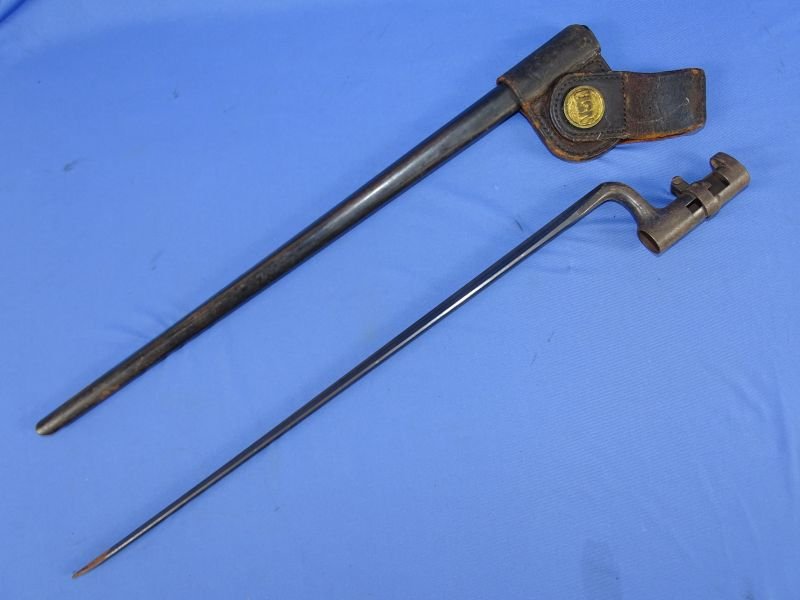 Model 1873 45/70 Socket Bayonet in 'USN' Scabbard — image 2