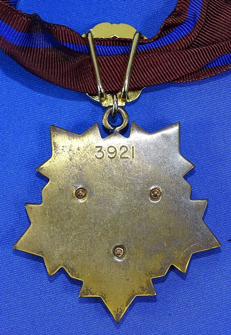Numbered New York State Faithful Service Medal – Bronze With 10 Karat Gold '20 Year' Suspension and Center — image 3