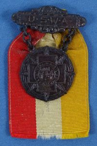 United Spanish War Veterans Auxiliary Member Badge